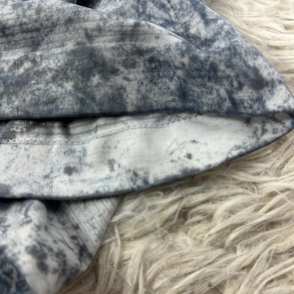 Lululemon Swiftly Tech Racerback 2.0 *Multi Dye Multi Dye White / Grey /Black - Picture 2 of 4